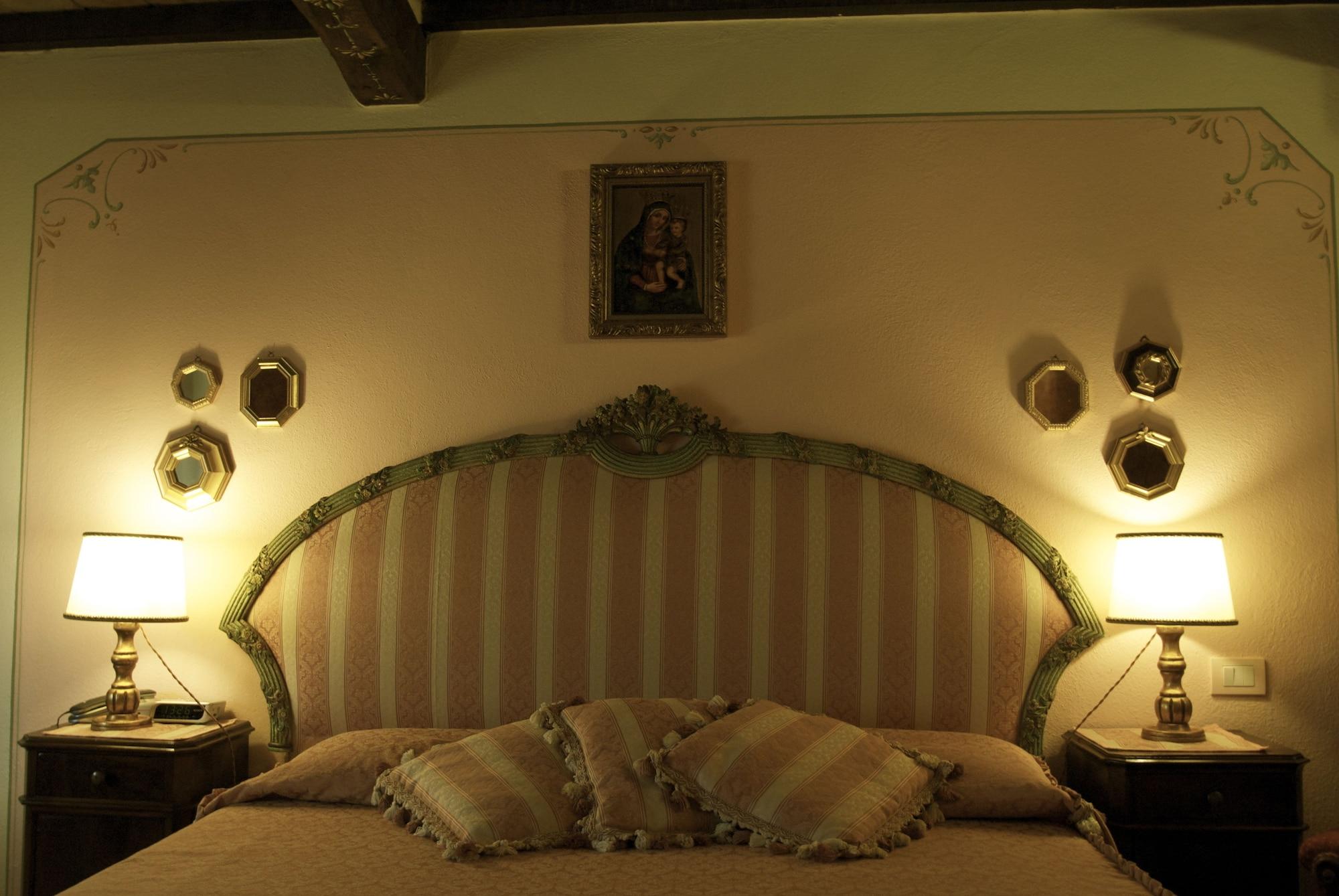 Torre Sangiovanni Albergo E Ristorante Da Rosary Todi Exteriör bild